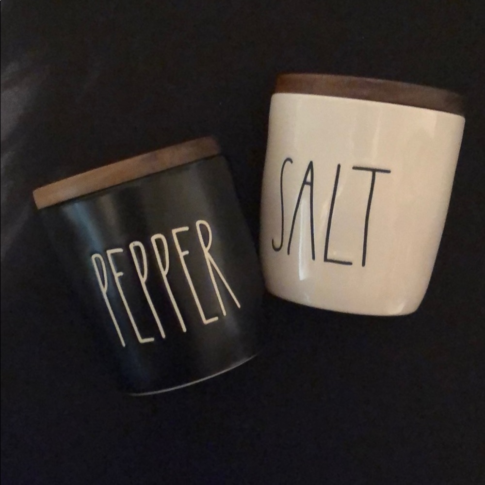 Rae Dunn Salt and Pepper Set